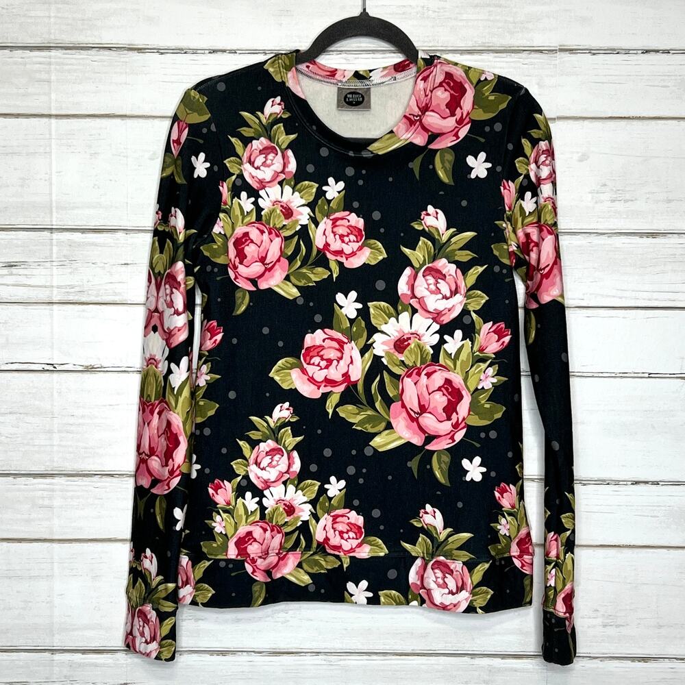 Mr. Gugu & Miss Go Floral Rose Sweatshirt Size Medium